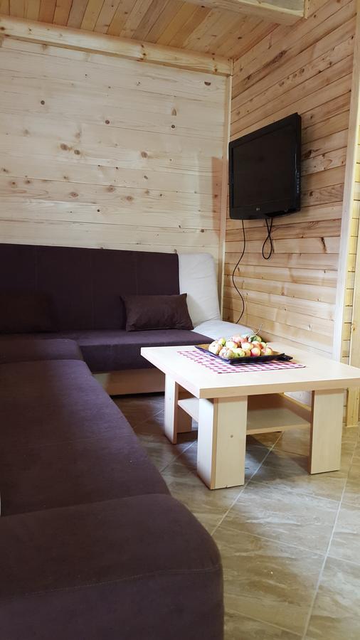 Vacation Home Sajra Kulen Vakuf Esterno foto